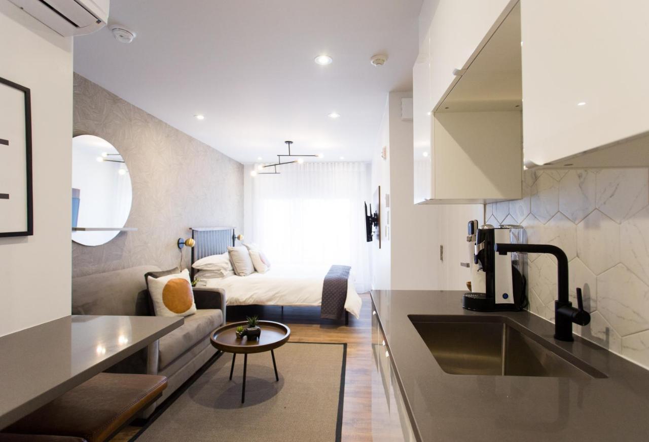 Romantic Studio In The Heart Of Little Italy By Den Stays Montreal Exteriér fotografie