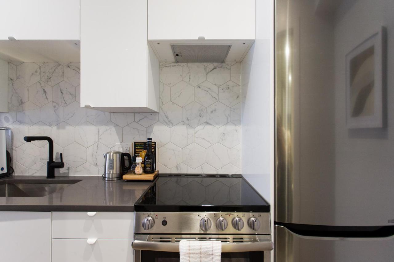 Romantic Studio In The Heart Of Little Italy By Den Stays Montreal Exteriér fotografie
